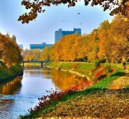 Riverside Apartman