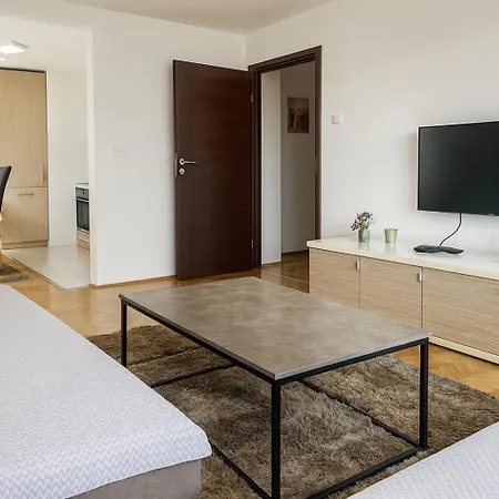 Riverside * سراييفو