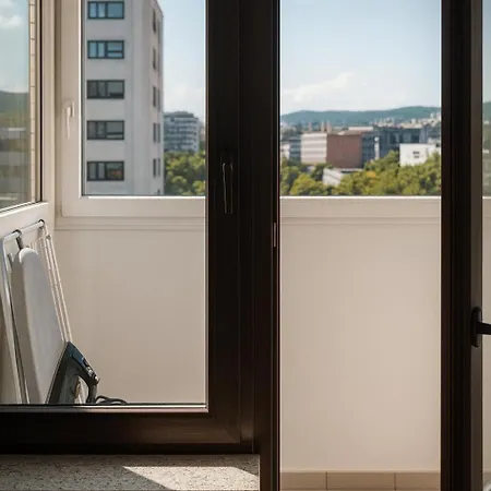 Riverside * 塞拉耶佛